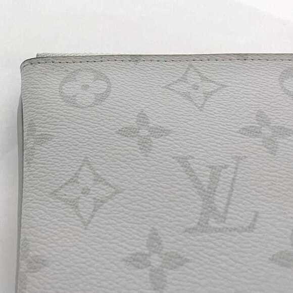 LOUIS VUITTON White Monogram Clutch Bag - Picture 6 of 10